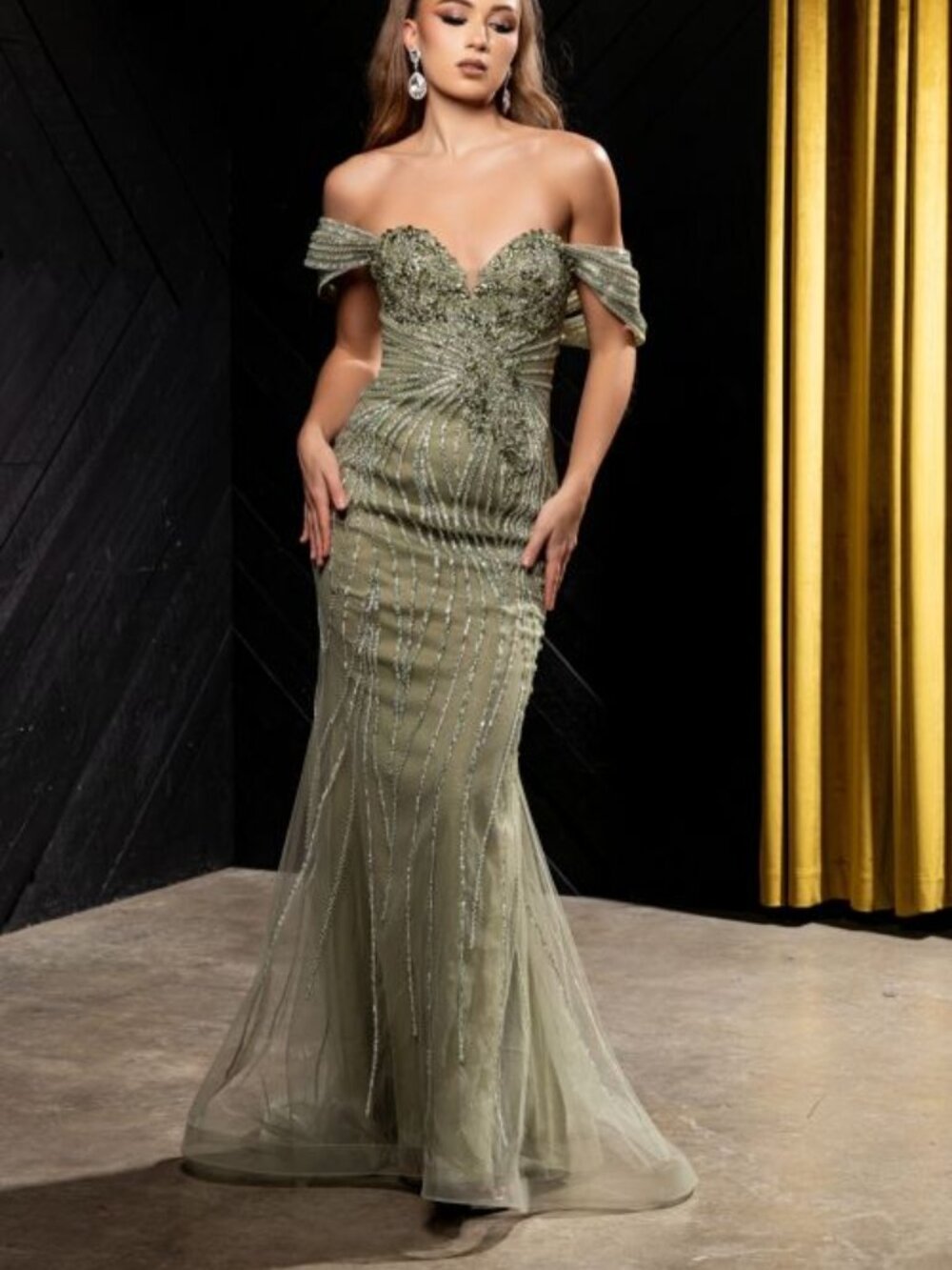 FORMAL DRESS, OFF SHOULDER FITTED ROSE GOLD MOTHER OF THE BRIDE PAGEANT EVENING
